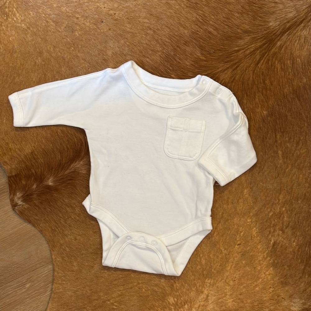 Banana Republic baby ESSENTIAL SUPIMA® LONG-SLEEVE BODYSUIT FOR BABY 0-3 months